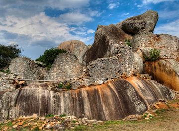 zimbabwe/masvingo/landmark/great-zimbabwe-national-monument