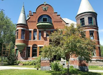 vermont/windsor-county/landmark/wilson-castle