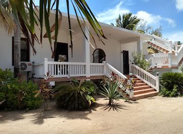 belize/southern-belize/landmark/amayanheaven-beachfront-house-in-hopkins-bay