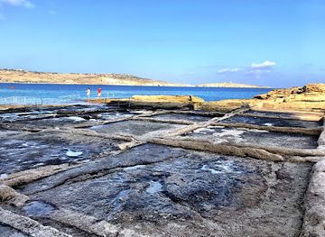 malta/st-paul-s-bay-area/landmark/roman-salt-pans