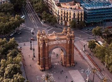 spain/barcelona/landmark/passeig-de-lluis-companys