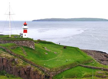 faroe-islands/vagar-island/landmark/skansin