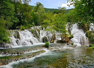 bosnia-and-herzegovina/una-sana-canton/landmark/milancev-buk