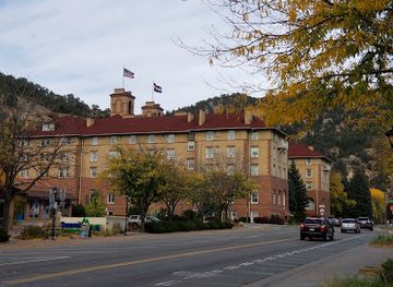 colorado/glenwood-springs/landmark/sioux-villa-curio