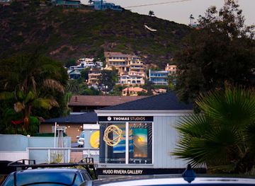 california/laguna-beach/landmark/thomas-studios