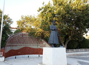 turkiye/canakkale/landmark/ataturk-heykeli