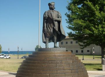 wisconsin/kenosha/landmark/celebration-place-at-harborpark