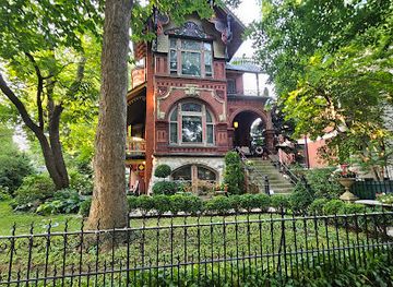 illinois/chicagoland/landmark/hermann-weinhardt-house