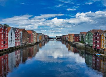 norway/trondheim/landmark/old-town-bridge