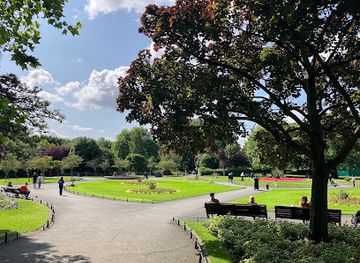 ireland/dublin/st-stephen-s-green/landmark/st-stephen-s-green-bandstand
