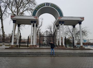 uzbekistan/tashkent/landmark/do-stlik-recreational-park