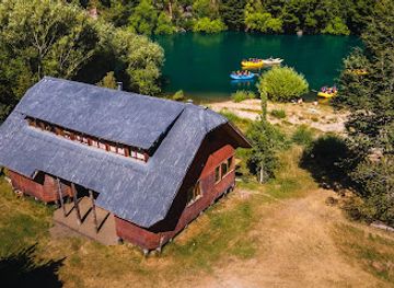 chile/futaleufu/landmark/casa-rio-futaleufu