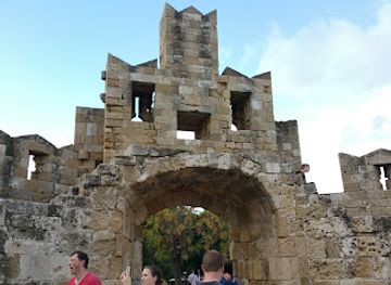greece/rhodes/landmark/throne-of-helios-the-history-of-rhodes-9d-experience