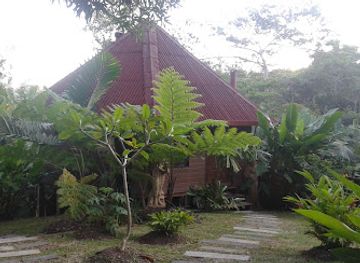 new-caledonia/la-foa/landmark/lodge-terre-de-soleil