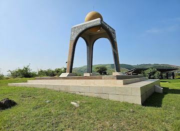 uganda/acholi/landmark/eclipse-monument