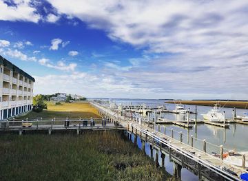 south-carolina/edisto-island/landmark/pressley-s-at-the-marina