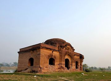 pakistan/gujranwala/landmark/lodhi-era-mosque-ruins