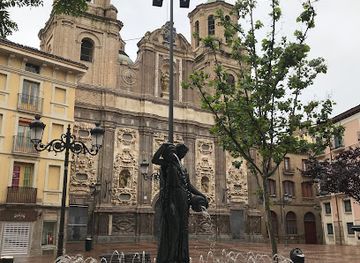spain/zaragoza/landmark/fuente-de-la-samaritana