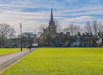 united-kingdom/cambridge/landmark/parker-s-piece