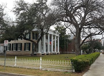texas/austin/landmark/neill-cochran-house-museum