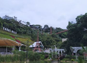 indonesia/bandung/ciumbuleuit/landmark/punclut-puncak