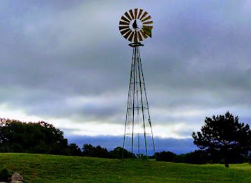kansas/central-plains/landmark/sedgwick-county-park