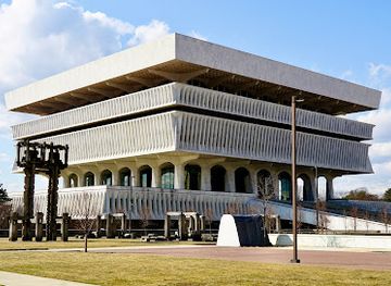 new-york/albany/lark-street/landmark/new-york-state-museum