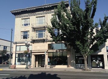 oregon/klamath-falls/landmark/mermaid-garden-cafe