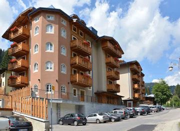 italy/madonna-di-campiglio/landmark/hotel-chalet-del-brenta