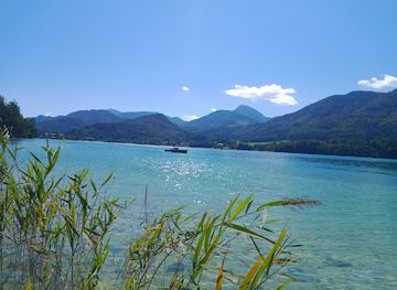 austria/fuschlsee/landmark/offentlich-zuganglicher-seestreifen