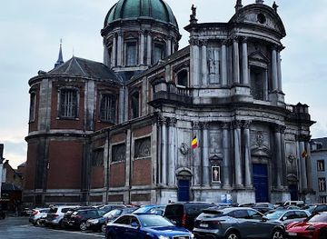 belgium/county-of-namur/landmark/namur-cathedral