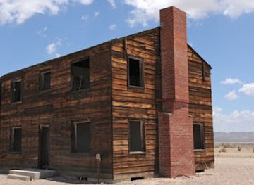 nevada/southern-nevada/landmark/apple-ii-house