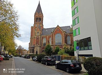 germany/essen/landmark/crosses-church