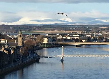 united-kingdom/inverness/landmark/visit-inverness-loch-ness