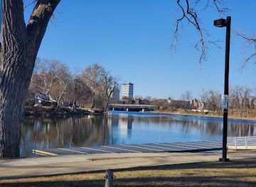 indiana/south-bend/river-park/landmark/governor-joseph-kernan-park