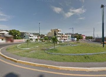 ecuador/esmeraldas-region/landmark/monumento-al-pescador-artesanal