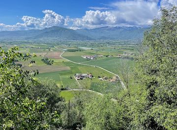 italy/roero/landmark/parco-naturale-della-rocca-di-cavour