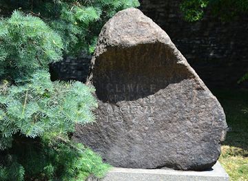 poland/gliwice/landmark/pomnik-powrotu-gliwic-do-polski
