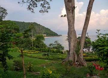 cambodia/kep/landmark/king-sihanouk-s-seaside-palace
