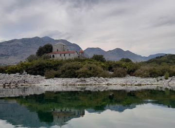 montenegro/moraca/landmark/orthodox-monastery-moracnik