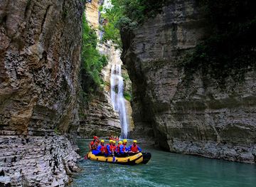 albania/toskeria/landmark/kanionet-e-osumit