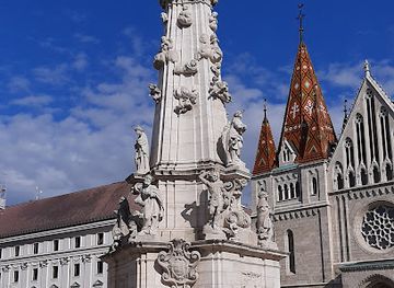 hungary/kunsag/landmark/holy-trinity-statue
