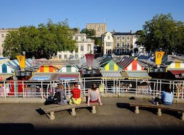 united-kingdom/norwich/landmark/memorial-gardens