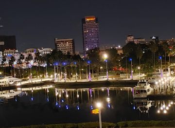 california/long-beach/downtown-long-beach/landmark/shoreline-village