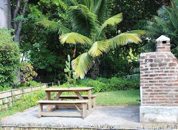 malawi/mangochi/landmark/nkhudzi-lodge