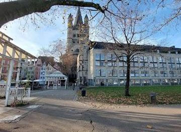 germany/dusseldorf/landmark/heumarkt