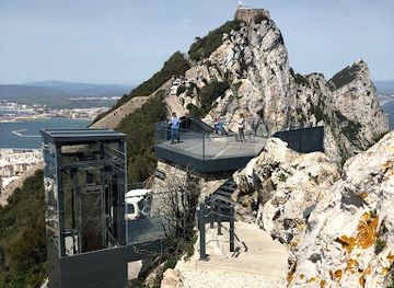 gibraltar/st-michael-s-cave/landmark/skywalk-gibraltar