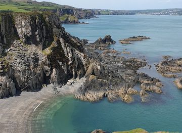 united-kingdom/gwent/attraction/pwllgwaelod-beach-2