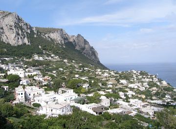 italy/capri/landmark/piazza-umberto-i