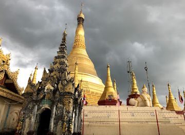 myanmar-burma/golden-rock/landmark/kyaik-khauk-pagoda
